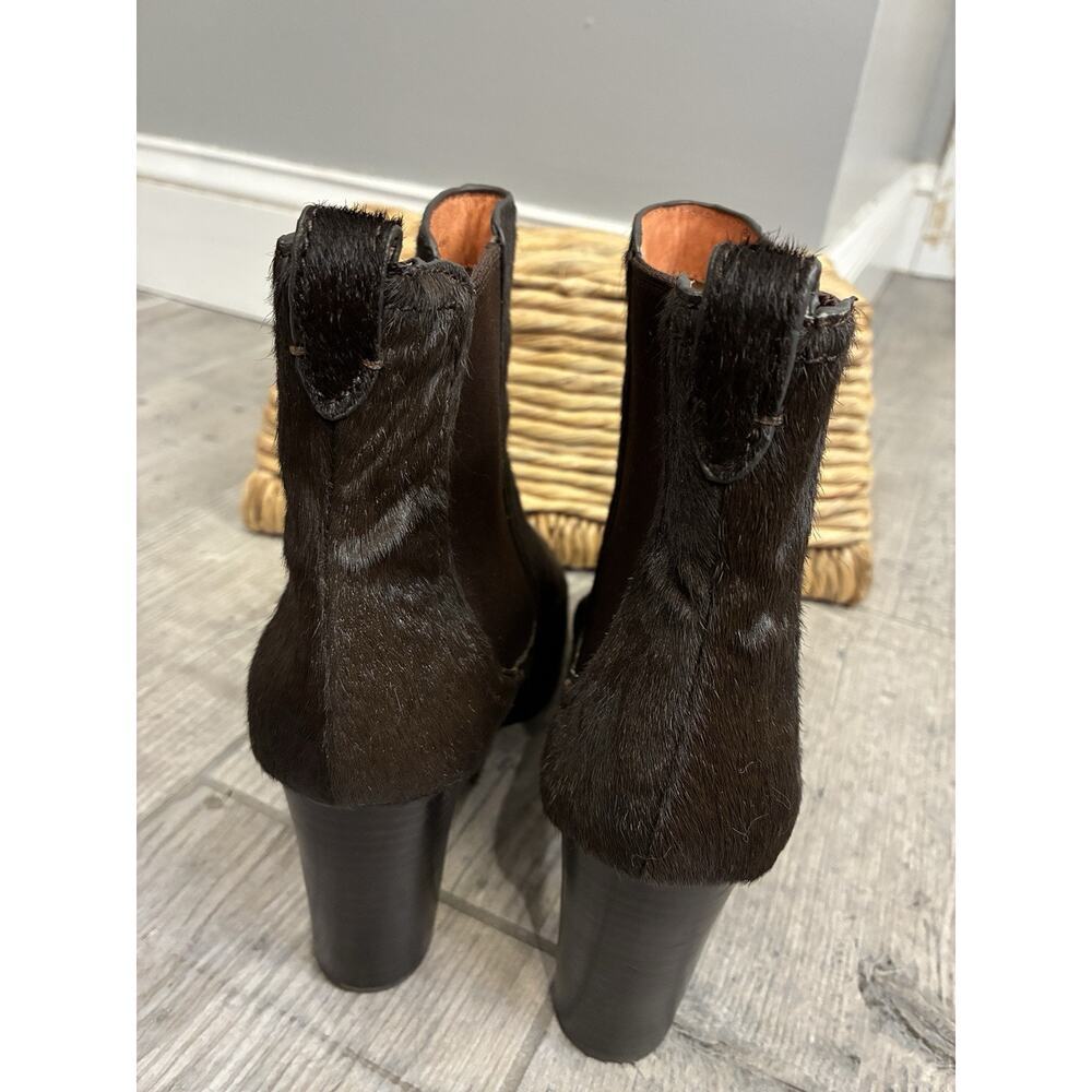 Tommy Bahama Lummi Brown Calf Hair Chelsea Ankle Boots Block Heel Size 9B - Picture 4 of 9